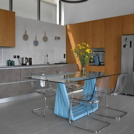 Stylish - Skylodge *