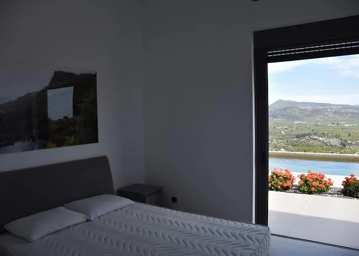 Stylish - Skylodge Villa