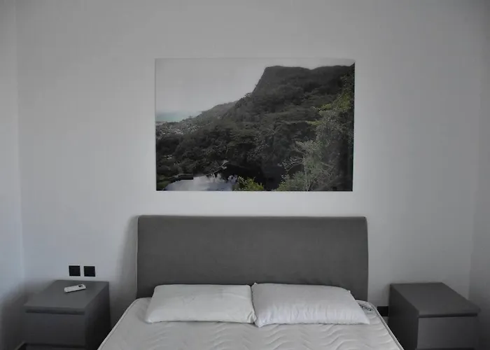 Stylish - Skylodge Τολό